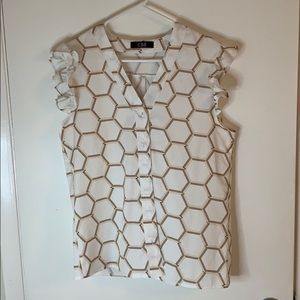 CBR sleeveless blouse with V-neck